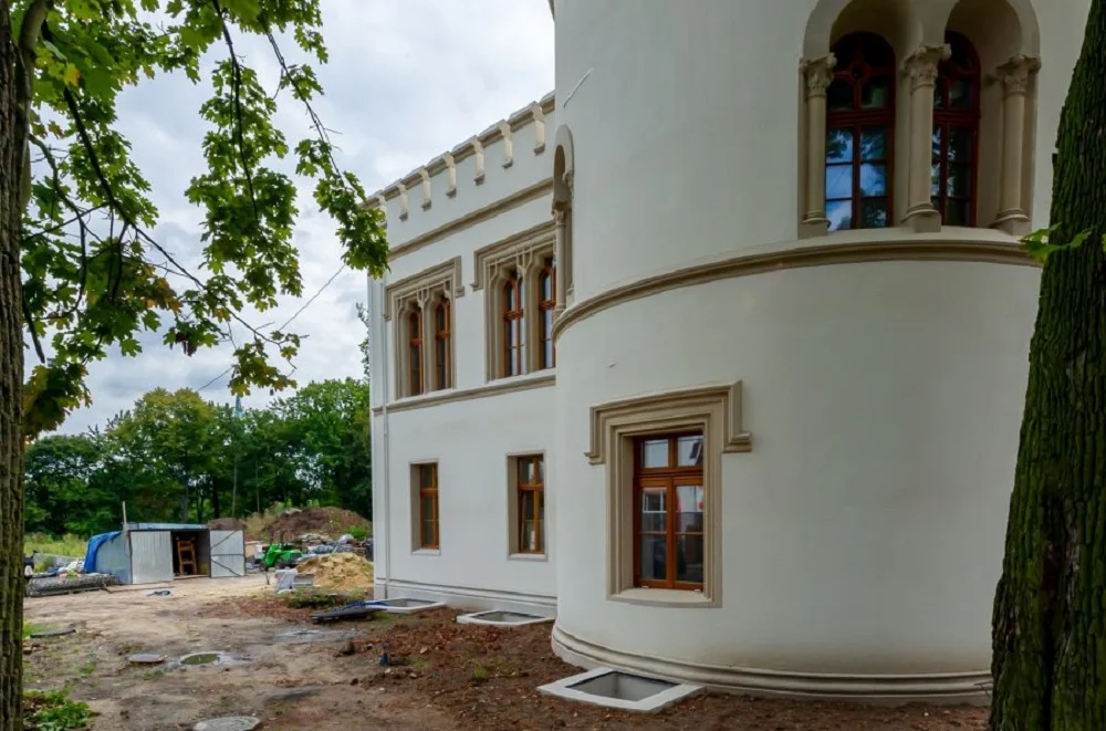 Zwiększony zakres prac w pałacu Tiele-Wincklerów w Bytomiu-Miechowicach
