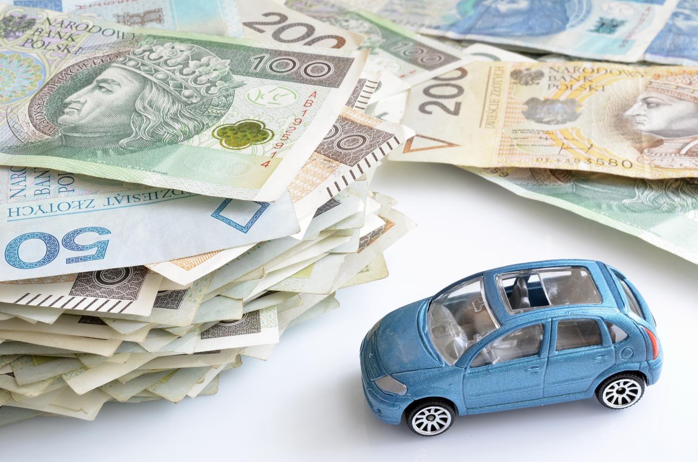 Dodatkowe pieniądze na naprawę samochodu