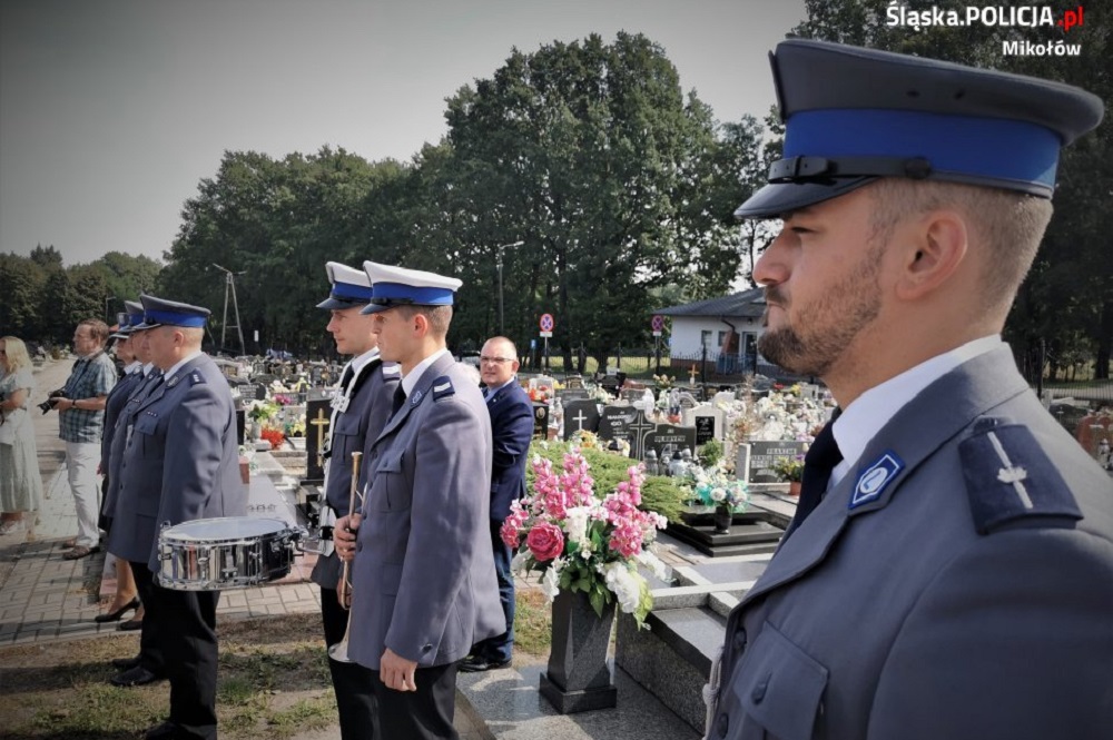 W Ornontowicach uczczono pamięć pomordowanych policjantów II RP