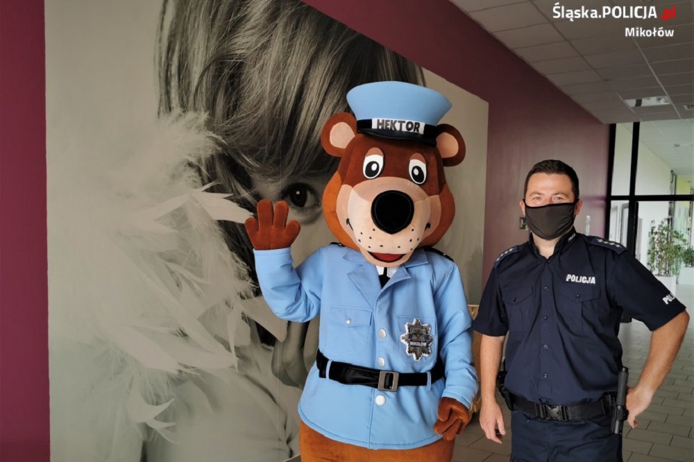 O magii odblasków i nie tylko - dzielnicowy w mikołowskim przedszkolu