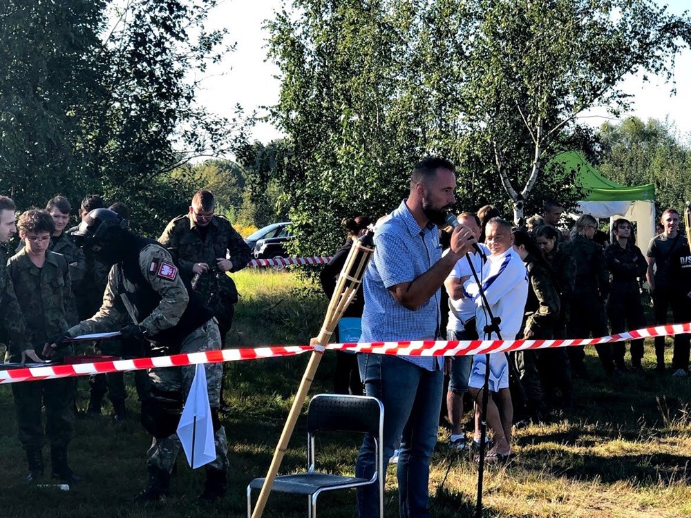 Manewry ASG w Dolinie Lipinki