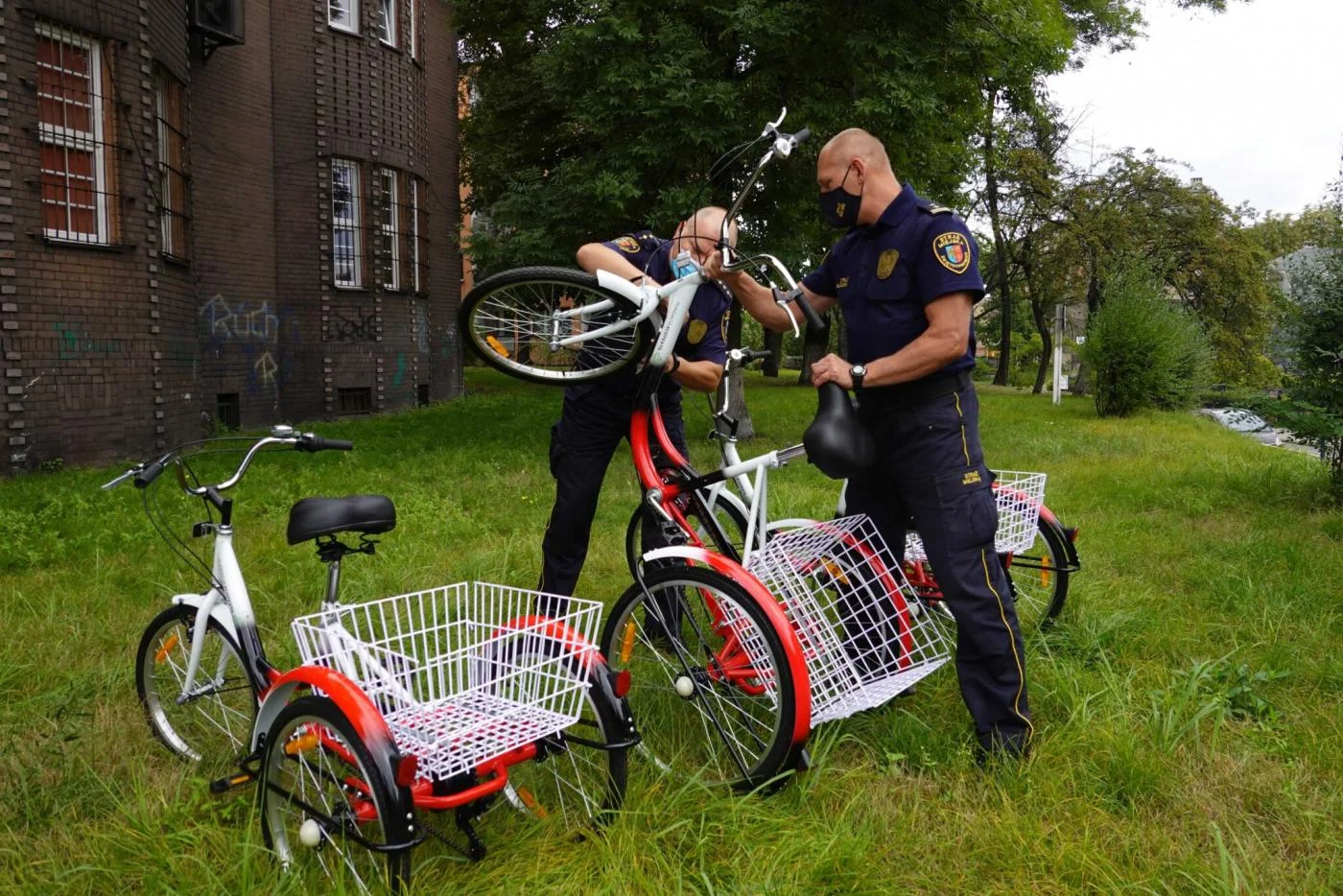Świętochłowice: Nowe rowery i sprzęt rehabilitacyjny dla podopiecznych OPS