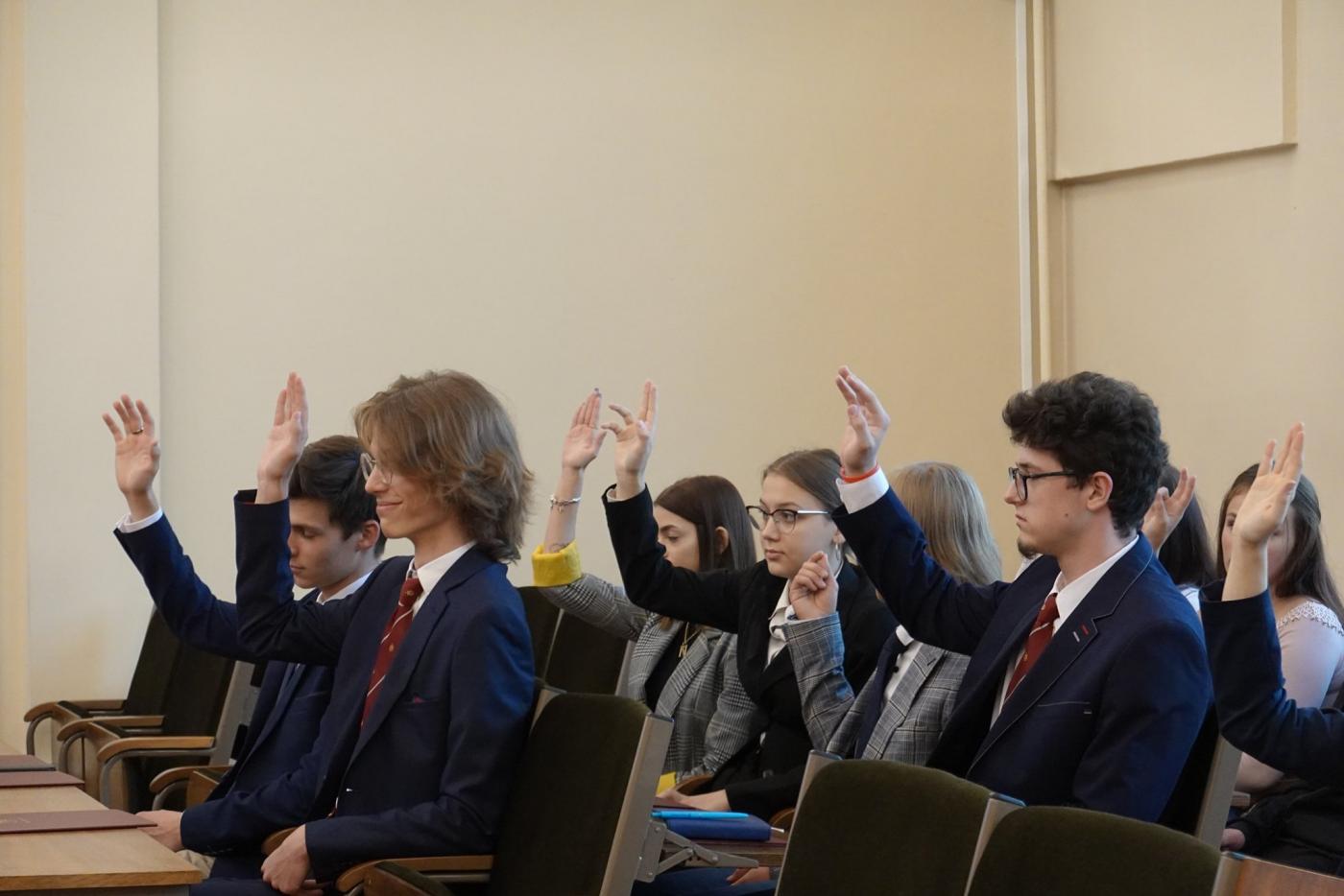 Pierwsze posiedzenie świętochłowickiej Młodzieżowej Rady Miejskiej