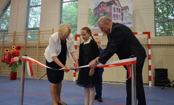 W Grzybowicach oddano do użytku nową salę gimnastyczną