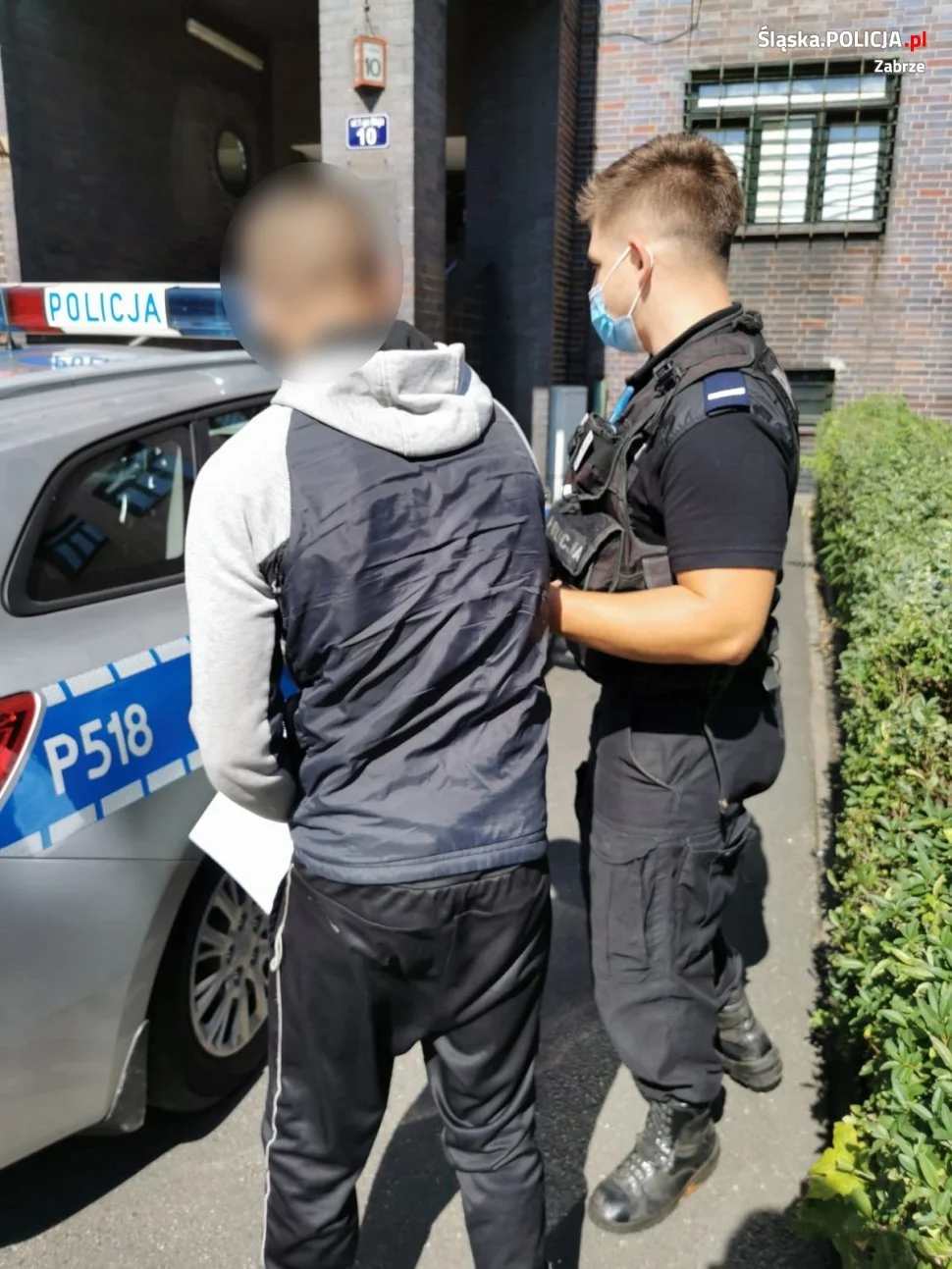 25-latek znęcał się nad rodzicami i bratem