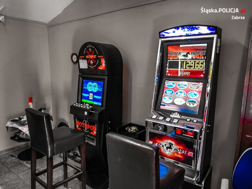 Policjanci przejęli kolejne automaty do nielegalnego hazardu