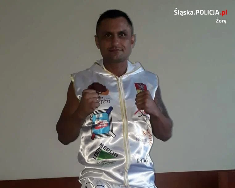 Policjant z Żor zwyciężył na podlaskim ring