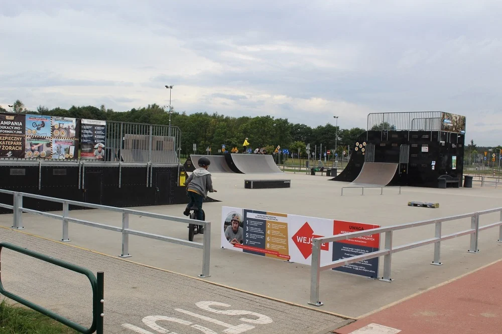 Skate Park w Żorach już ogrodzony i tym samym jeszcze bardziej bezpieczny