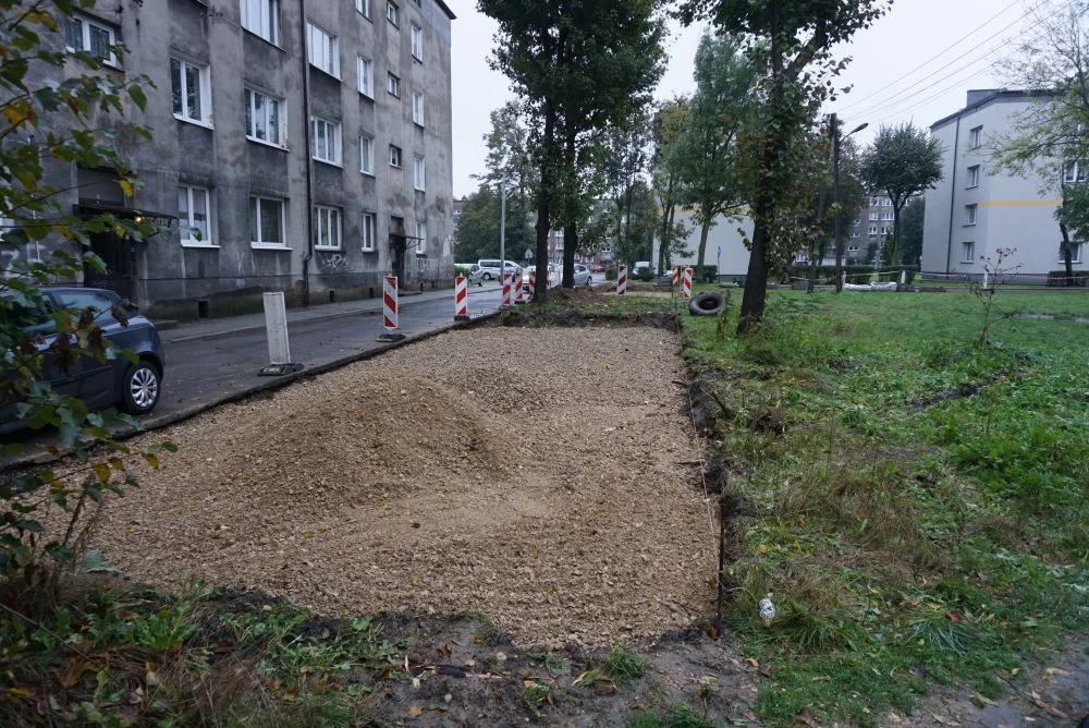 Miejsca parkingowe na osiedlu Wieczorka