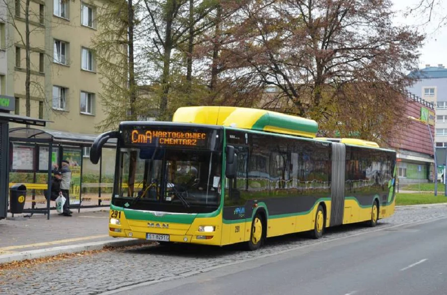 Wszystkich Świętych w Tychach. Jakie zmiany w organizacji ruchu?
