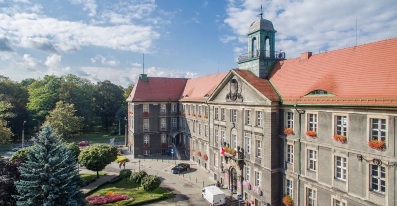 Mniej biletów do rejestracji pojazdów w UM Bytom. Powód? Koronawirus