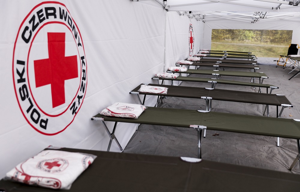 PCK dzięki wsparciu Amazon tworzy miejsca tymczasowego pobytu  dla zakażonych COVID-19