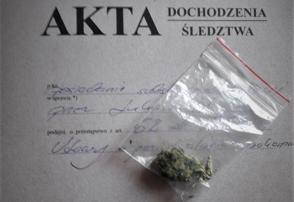 Wpadł z marihuaną podczas drogowej kontroli