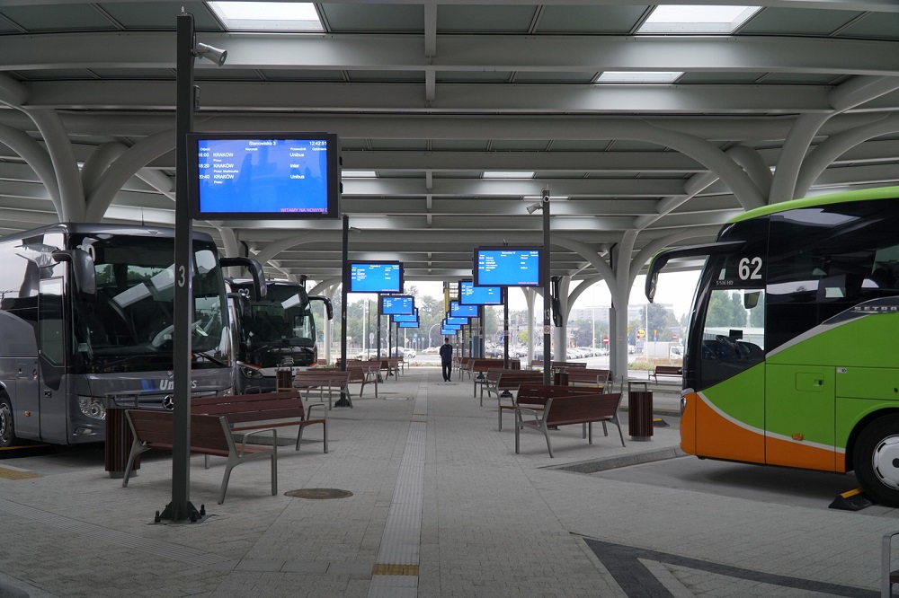 Uroczyście otwarto Centrum Przesiadkowe Sądowa w Katowicach