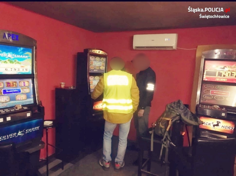 Kolejne nielegalne maszyny zarekwirowane w Świętochłowicach