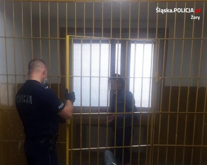 47-latka wtargnęła do cudzego mieszkania! Odpowie za naruszenie miru domowego