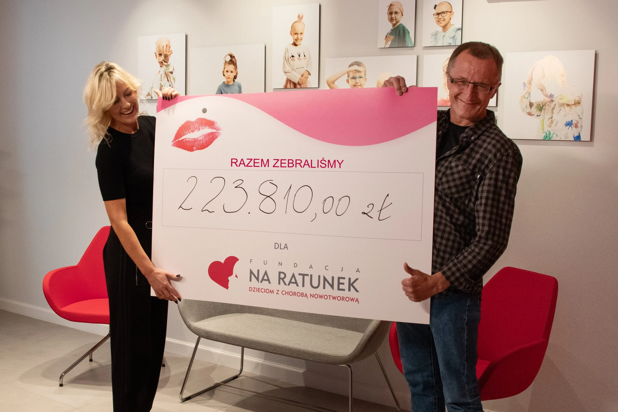 Ponad 220 tysięcy złotych zebranych w akcji Dzień Szpilek