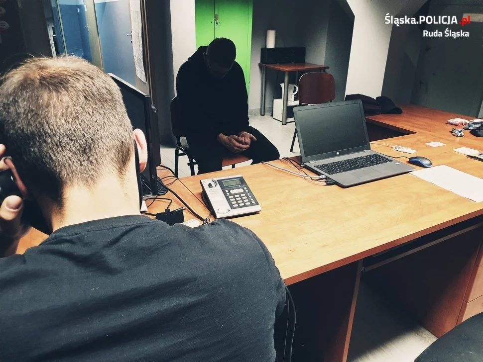 Zerwali z twarzy 15-latka maseczkę z logo klubu piłkarskiego. Pseudokibice zatrzymani