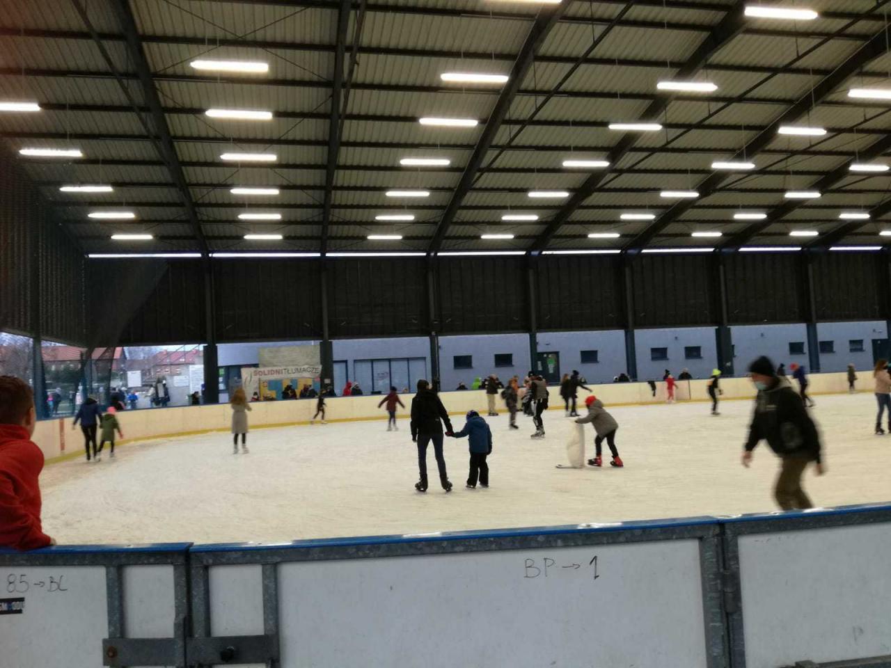 Lodowisko Burloch Arena już otwarte 10