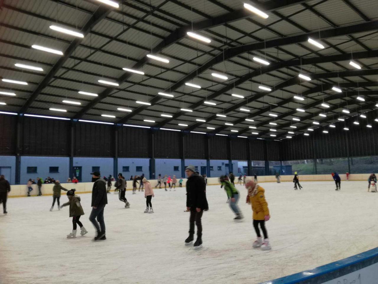 Lodowisko Burloch Arena już otwarte 11