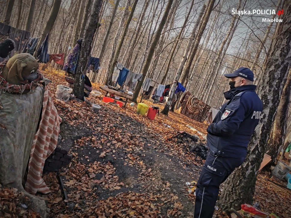 W trosce o bezdomnych. Bezpłatna infolinia dla osób bezdomnych
