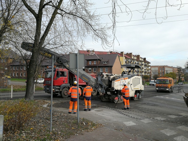 Trwa budowa ronda na skrzyżowaniu ulic Michałkowickiej i Westerplatte