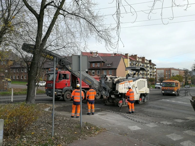 Trwa budowa ronda na skrzyżowaniu ulic Michałkowickiej i Westerplatte
