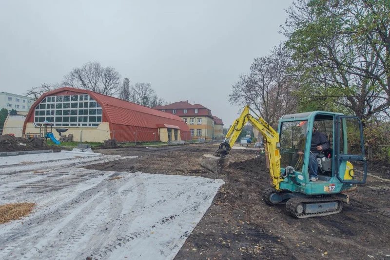 Uczniowie z SP13 będą mieli nowe boisko