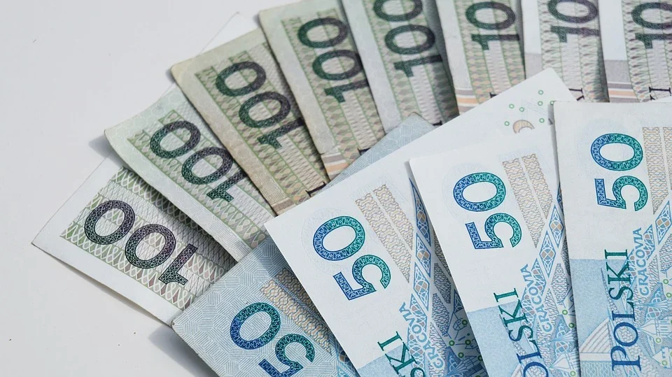 Policja poszukuje właściciela zagubionej gotówki