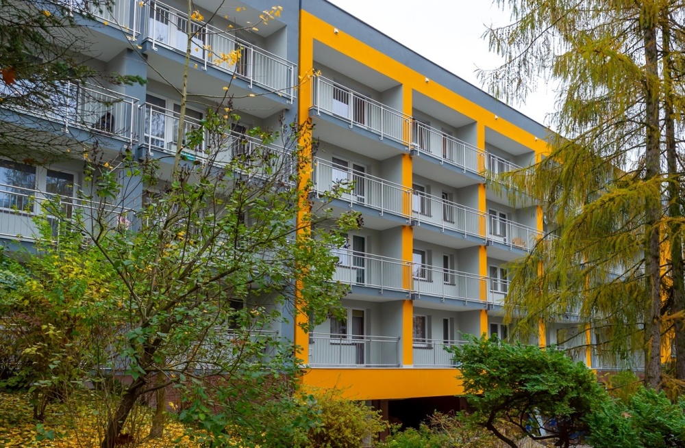 Nowe balkony i elewacja w DPS "Kombatant"