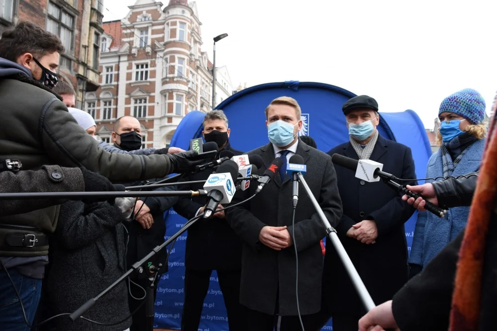 Znikną niebezpieczne odpady z ul. Szyby Rycerskie