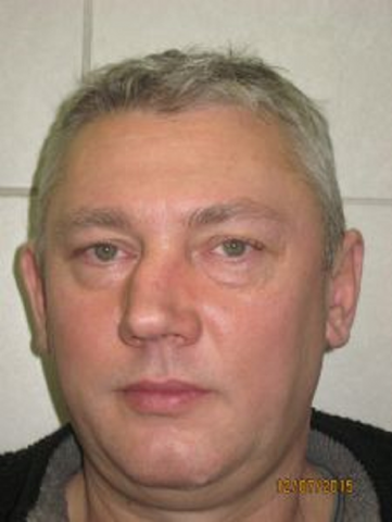 49-latek ścigany dwoma listami gończymi. Rozpoznajesz go?