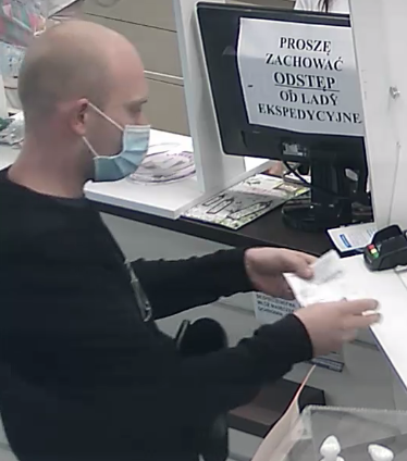 Zakupił leki opioidowe na podrobioną receptę - czy rozpoznajesz mężczyznę?