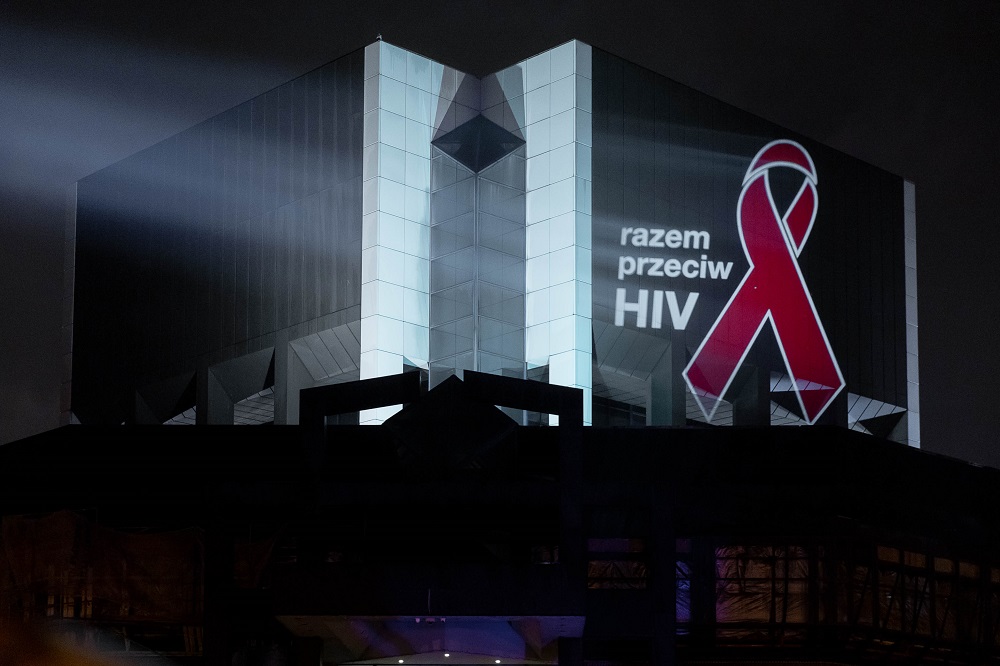 W pandemii COVID-19 nie zapominajmy o HIV