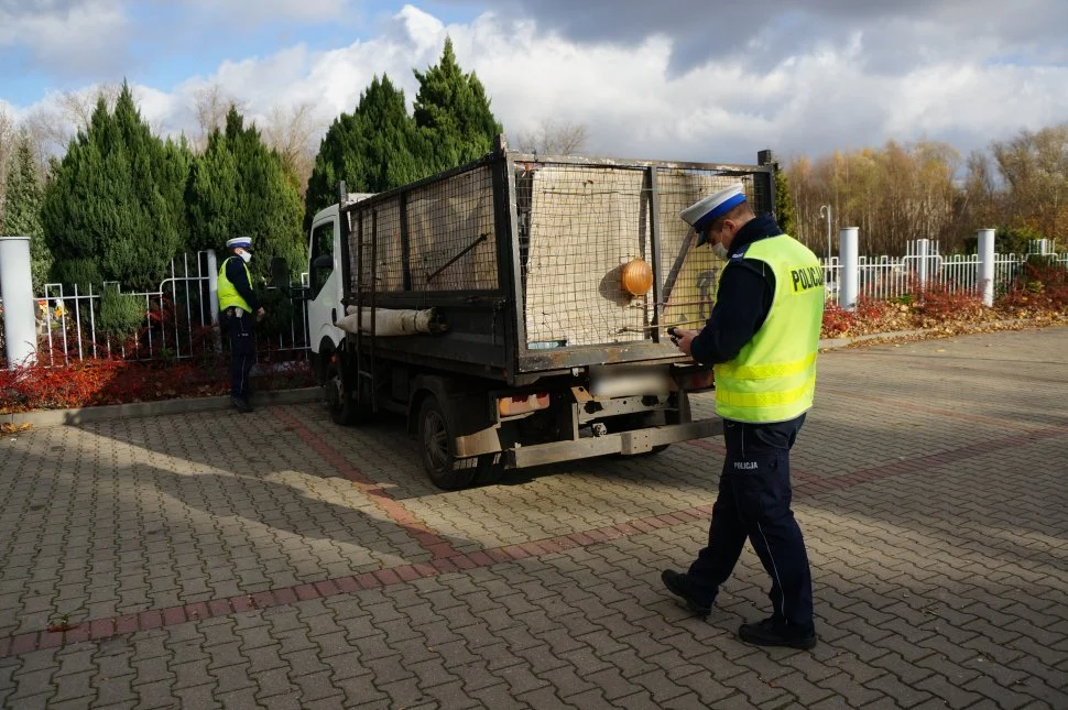 Działania świętochłowickiej drogówki przeciwko nielegalnemu transportowaniu odpadów