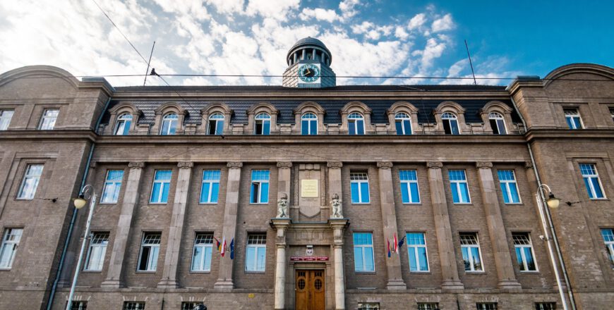 Urząd Miejski w Zabrzu przechodzi na tryb pracy zdalnej