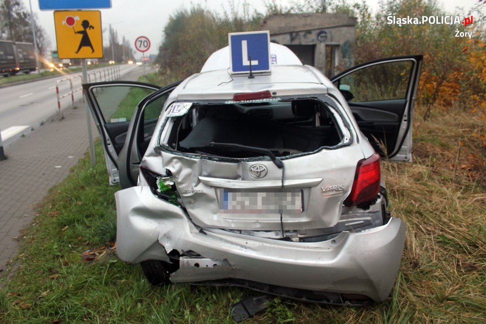 O krok od tragedii. Tir najechał na "elkę"!