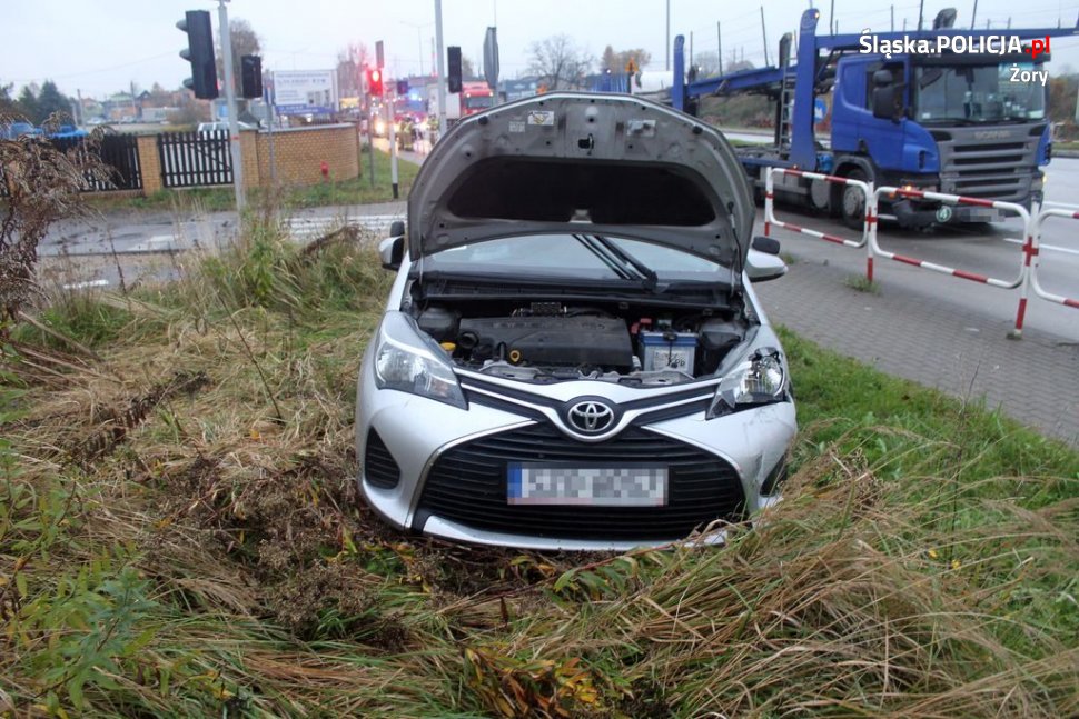 O krok od tragedii. Tir najechał na "elkę"!