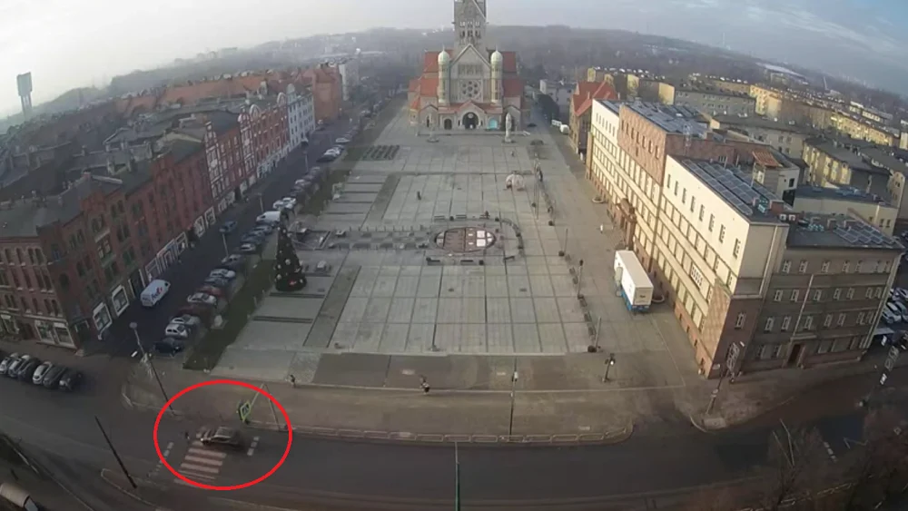 Na ulicy Niedurnego doszło do kolejnego potrącenia pieszego na oznakowanym przejściu