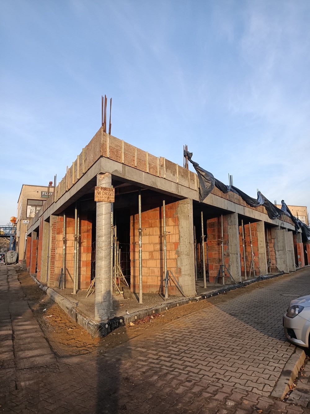 Na Halembie powstaje pawilon handlowy!