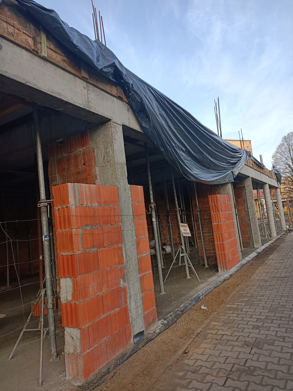 Na Halembie powstaje pawilon handlowy!