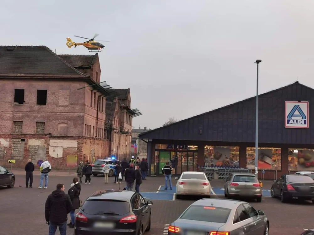 Atak nożownika w Rudzie Śląskiej. Mężczyzna czterokrotnie ugodził kobietę nożem!