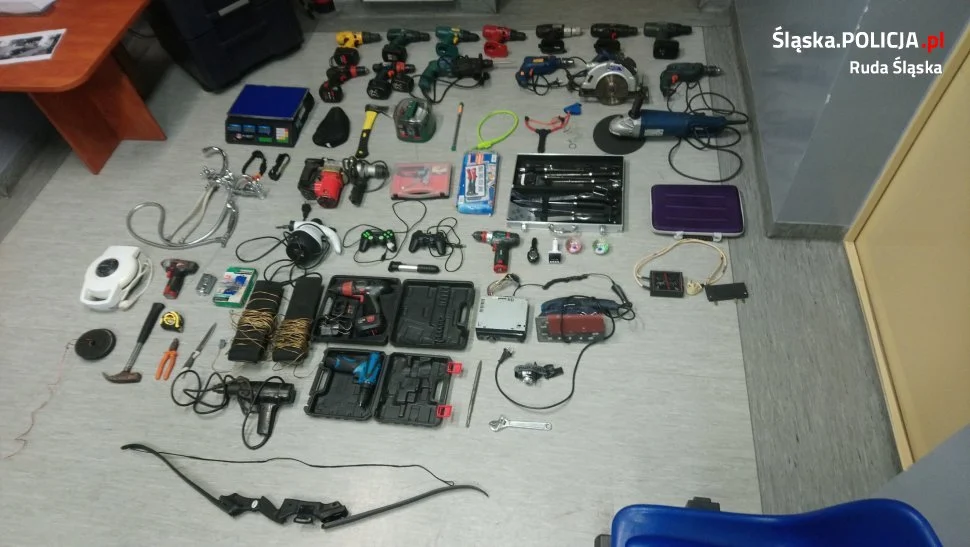 Policjanci szukają właścicieli skradzionych przedmiotów