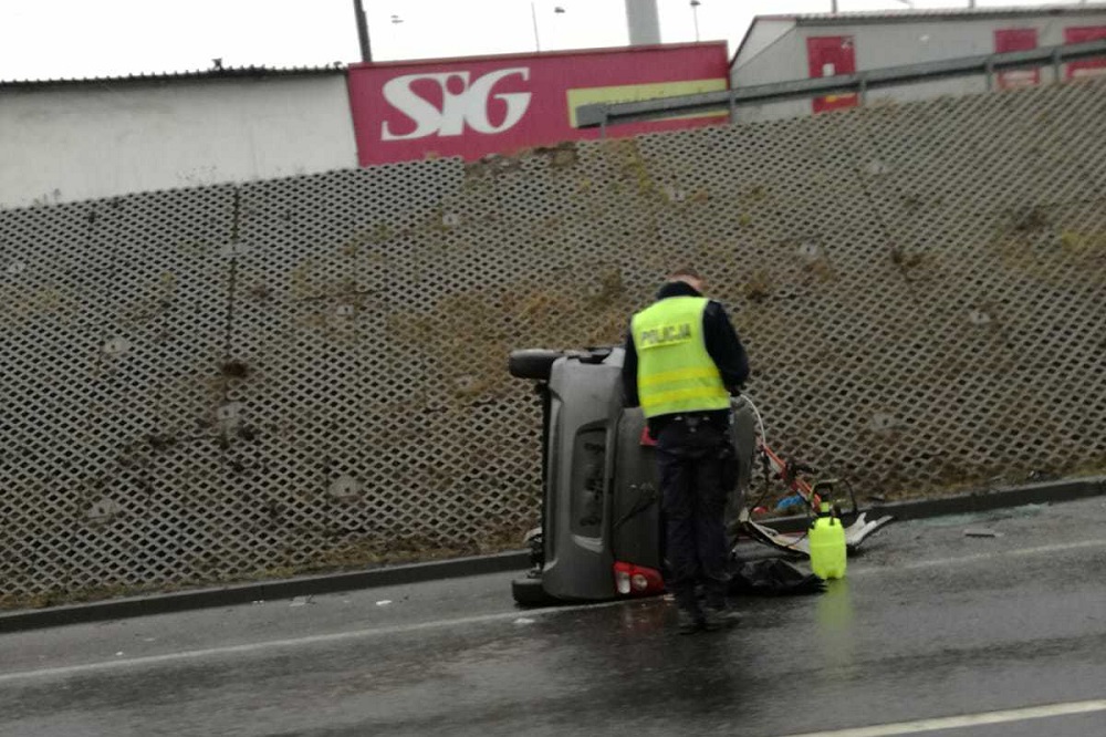 Wypadek na DTŚ - Zakręt Mistrzów 1
