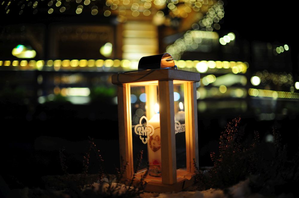 Przekazanie światełka betlejemskiego