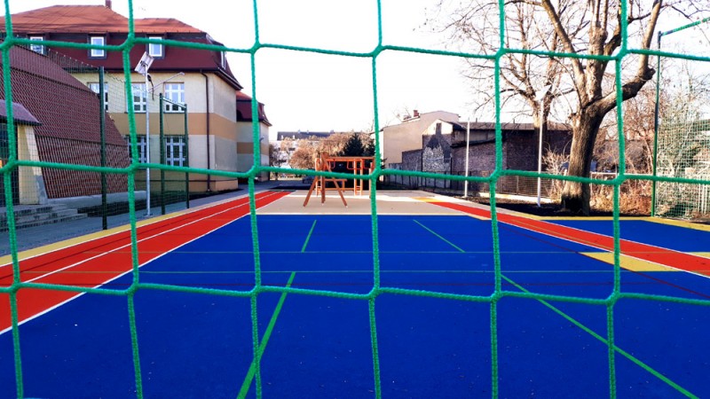 Nowe boisko przy SP 13