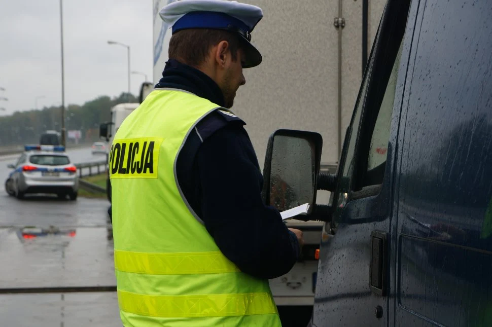 Podczas kolizji wpadł z cofniętym licznikiem