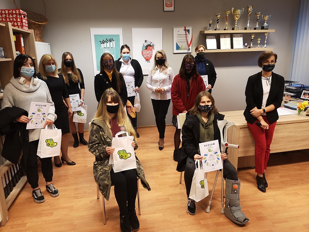 Programistki z Elektronika najlepsze w konkursie ITGirls rEvolution Academy!