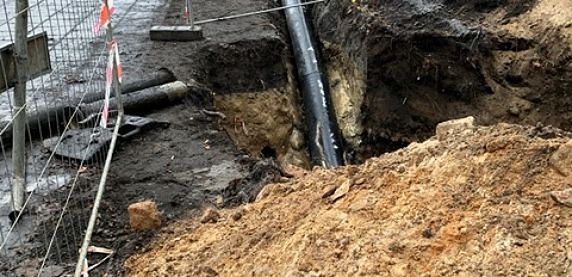 Wodociągi dokonały przewiertu pod Czarną Przemszą