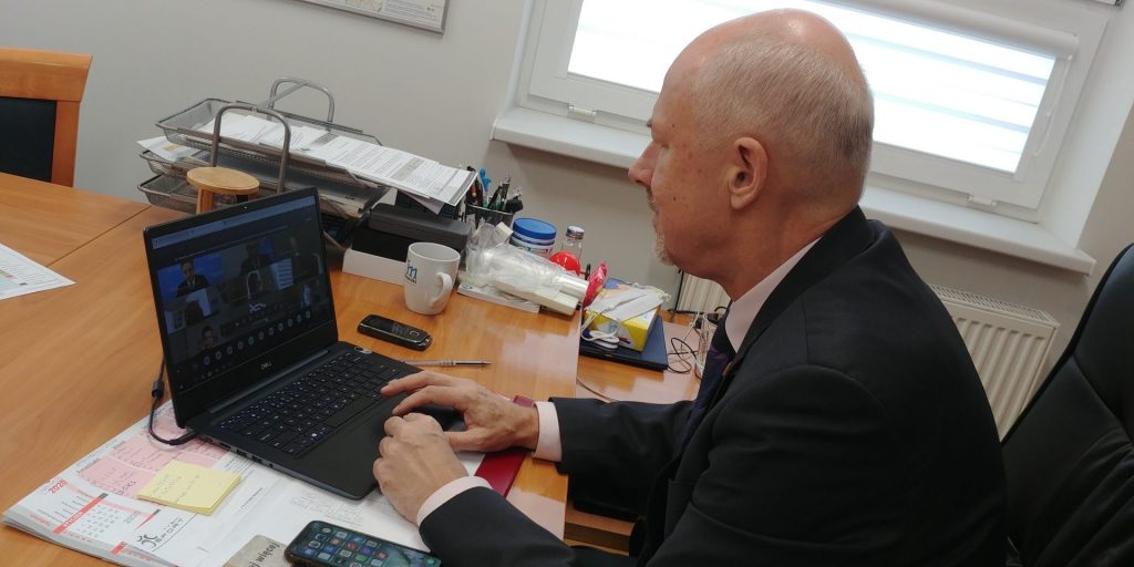 Zarząd ŚZGiP o likwidacji niskiej emisji